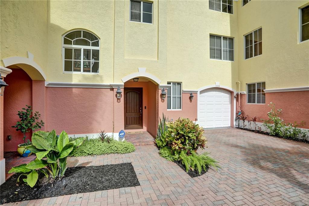 1632 NE 5th Ct 1632, Fort Lauderdale, FL 33301