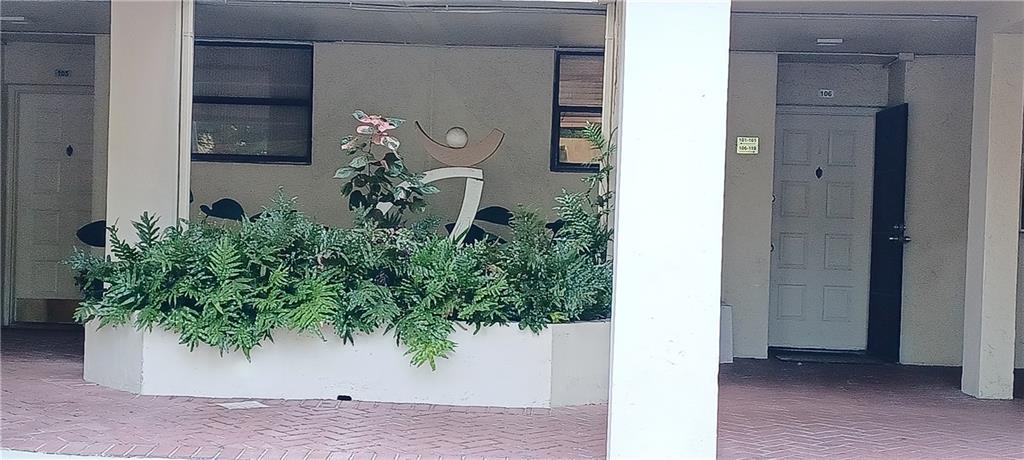 109 Lake Emerald Drive 106, Oakland Park, FL 33309