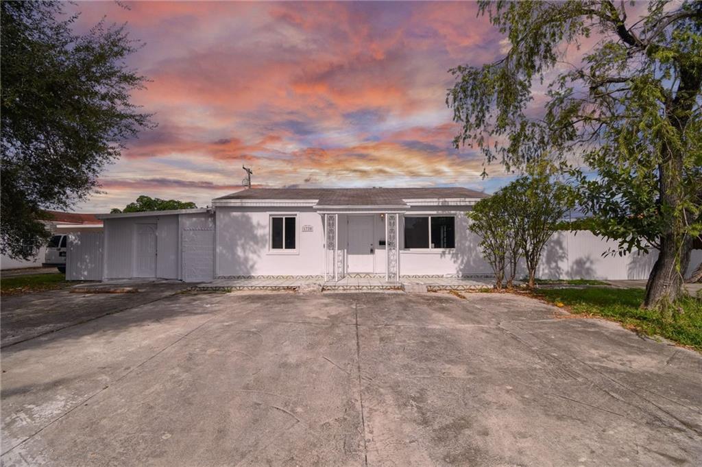 1720 SW 67th, Miami, FL 33155