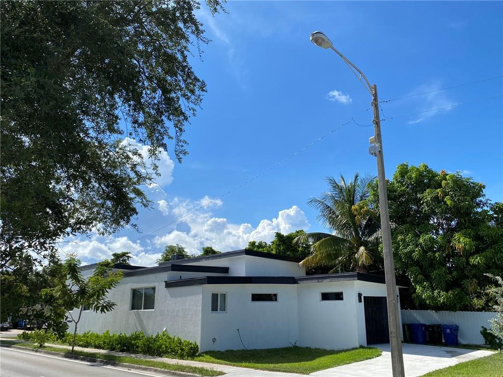 1300 NW 5th Ave, Fort Lauderdale, FL 33311