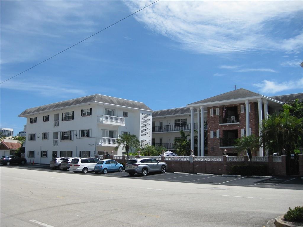 2500 NE 9th St 302, Fort Lauderdale, FL 33304