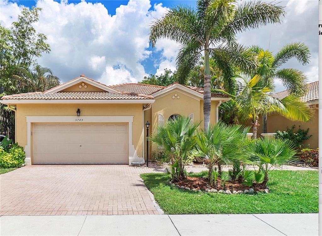 5749 NW 121st Ter, Coral Springs, FL 33076
