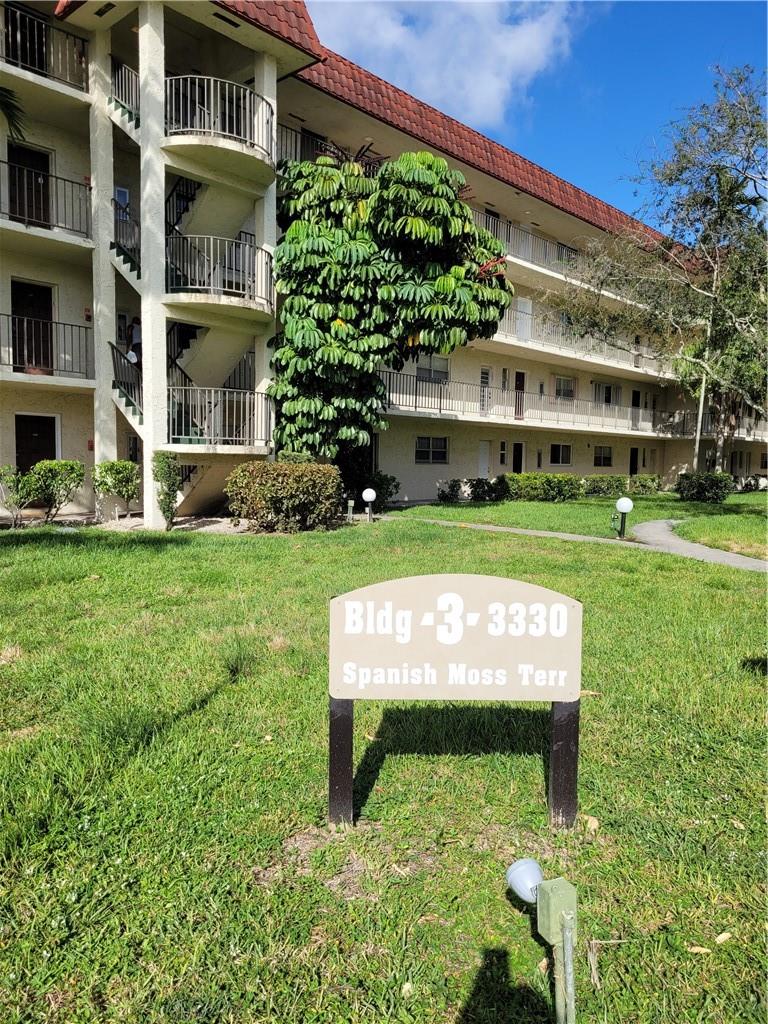 3330  Spanish Moss Ter