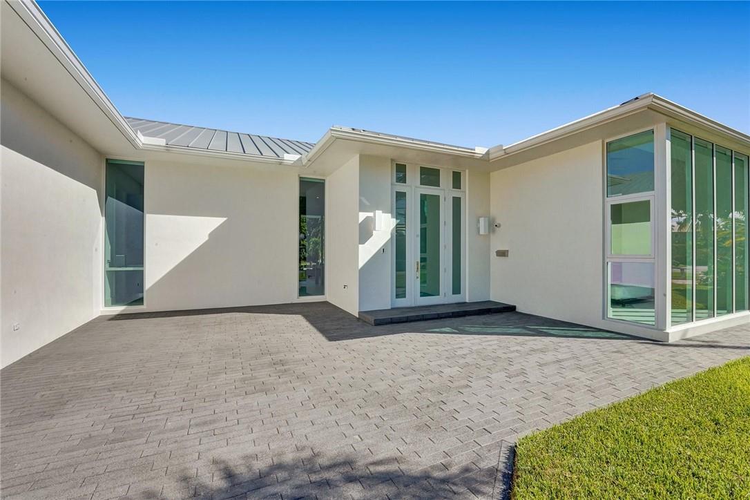 2815 NE 26th Pl, Fort Lauderdale, FL 33306