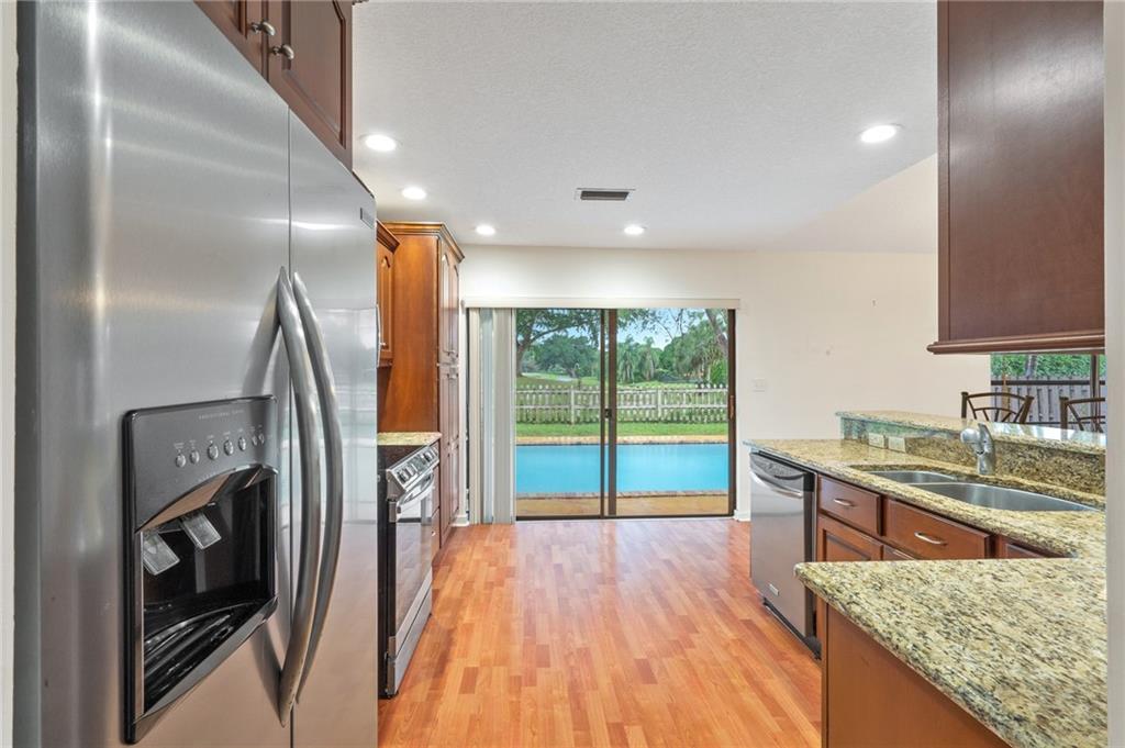8912 E Escondido Way