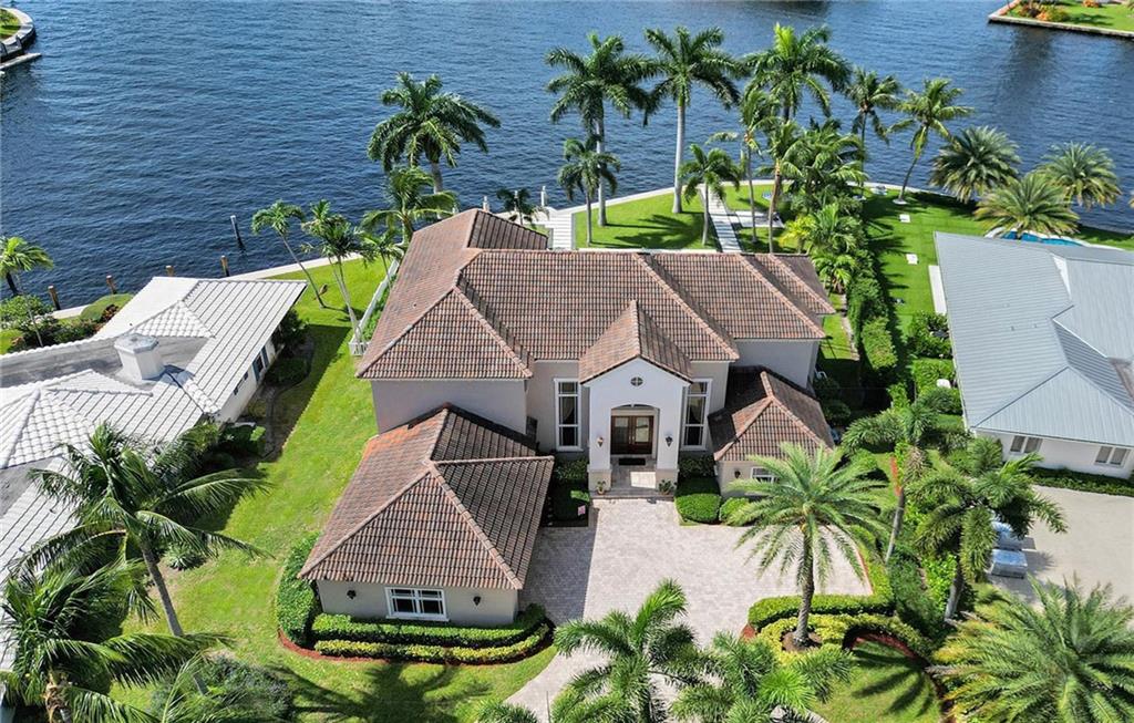 36 Seneca Rd, Sea Ranch Lakes, FL 33308
