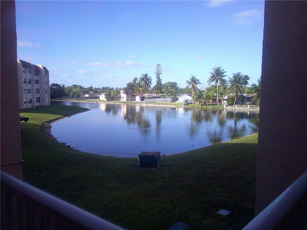 Photo 19 of home located at 2607 NW 104th Ave 407, Sunrise FL