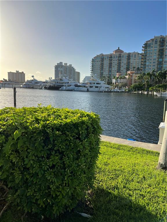 2700 Yacht Club Blvd 7D, Fort Lauderdale, FL 33304