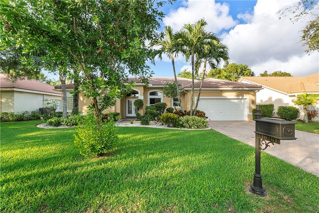 10261 NW 54th Pl, Coral Springs, FL 33076