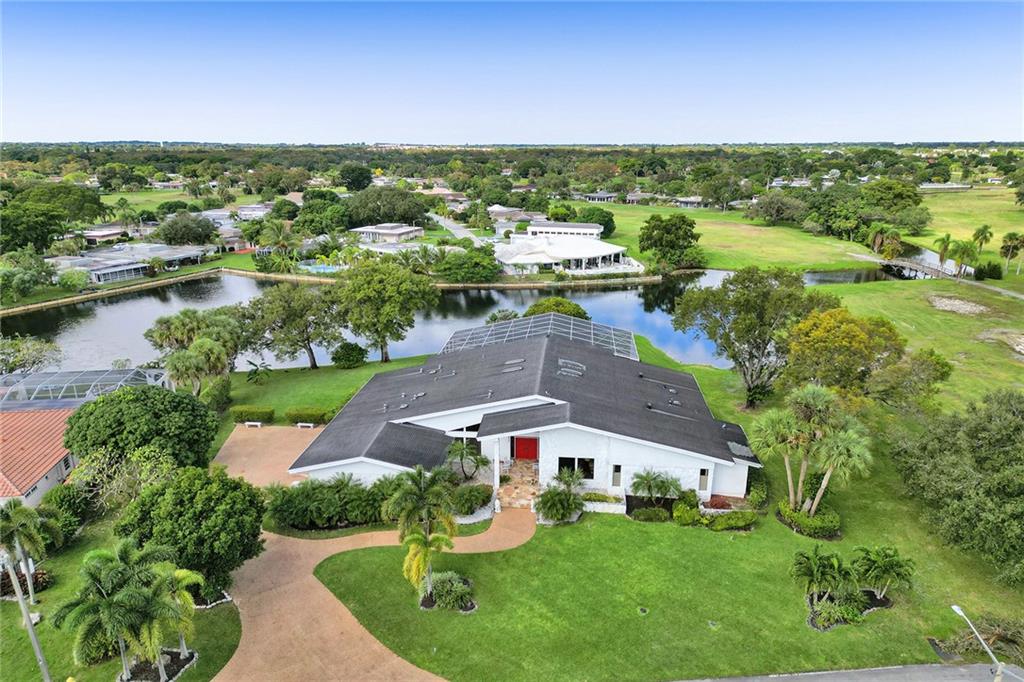 4905 Woodlands Blvd, Tamarac, FL 33319