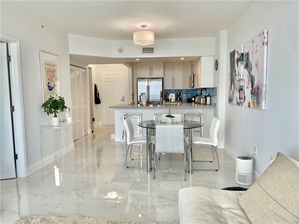 3020 NE 32nd Ave 905