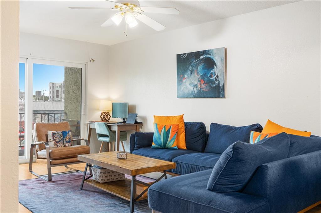 3004 NE 5th Ter 216-C