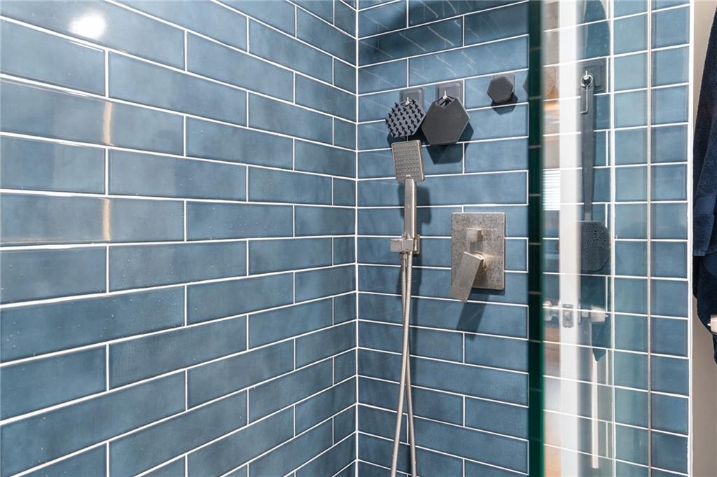 3004 NE 5th Ter 216-C