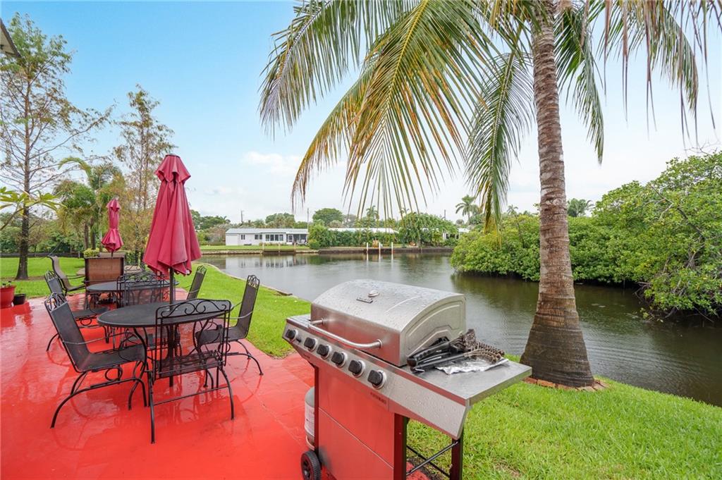 3004 NE 5th Ter 216-C