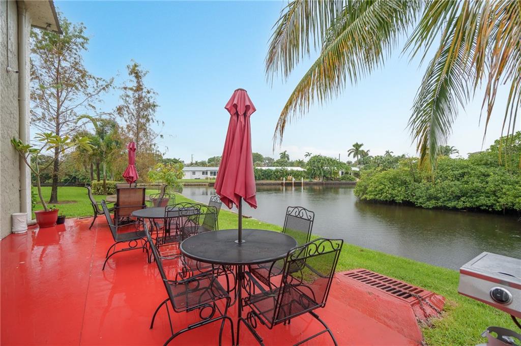 3004 NE 5th Ter 216-C