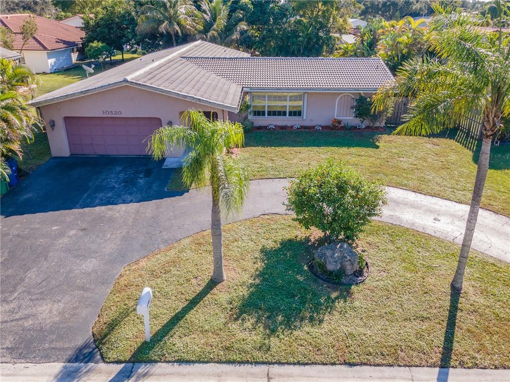 10520 NW 43rd St, Coral Springs, FL 33065