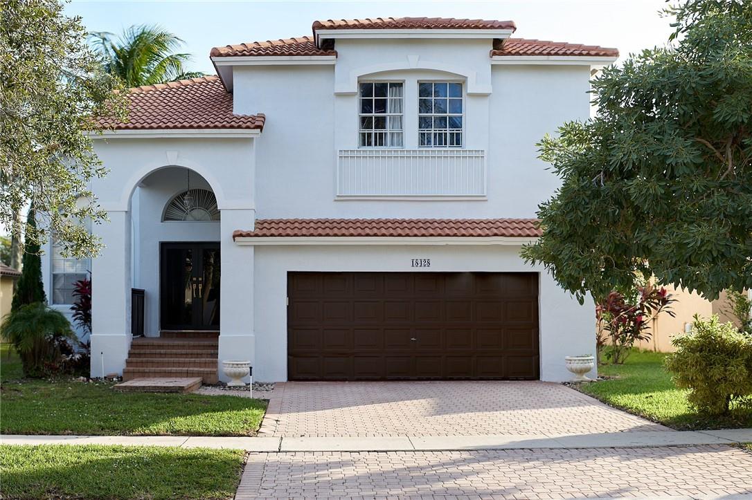 18428 NW 9th St, Pembroke Pines, FL 33029