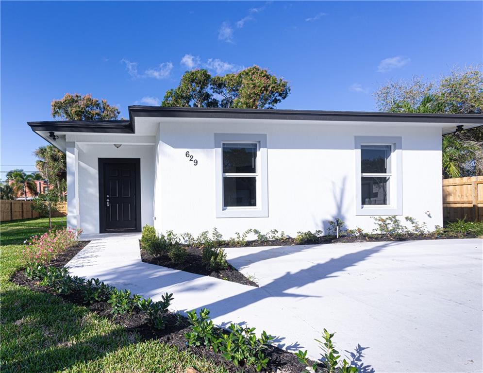 629 35th St, West Palm Beach, FL 33407