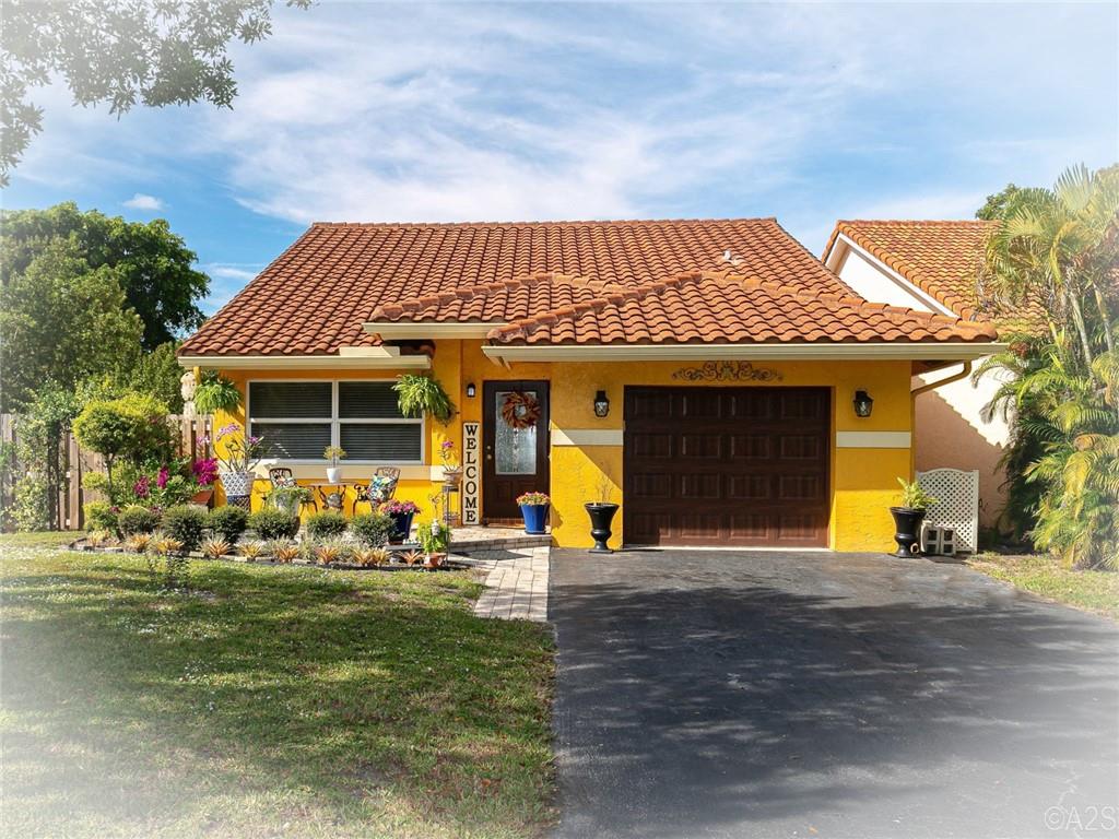 2586 NW 94th Ave, Coral Springs, FL 33065