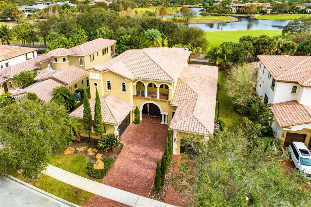 7060 Long Leaf Dr, Parkland, FL 33076