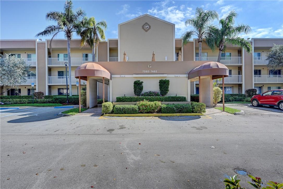 7446 N Devon Dr 304, Tamarac, FL 33321