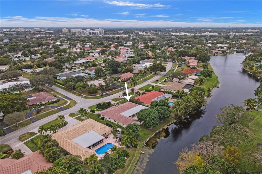 7201 SW 5th St, Plantation, FL 33317