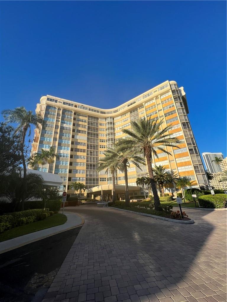 Live in a Vacation all year round! Enjoy breathtaking views from this beautiful Lake Point Tower Condominium.  Relish the peaceful breeze and warm sun in this highly desirable Hallandale Beach Community.  This spectacular updated condominium overlooks the bay and intercoastal.  Pride in ownership shines through this alluring 2/2 unit with a desirable kitchen, sizable master bedroom, walk-in closet, new tankless water heater, and screened terrace.  Walking distance to the beach, restaurants, and shopping.  Highly secure living with the 24-hour gated community, guard gate, and security camera. Impressive entrance with appealing lobby and elevators.
Note:  Dock rental 6.39 per sq/ft waiting list 2 years. Roof 2 years old.  Furniture included except master bed.