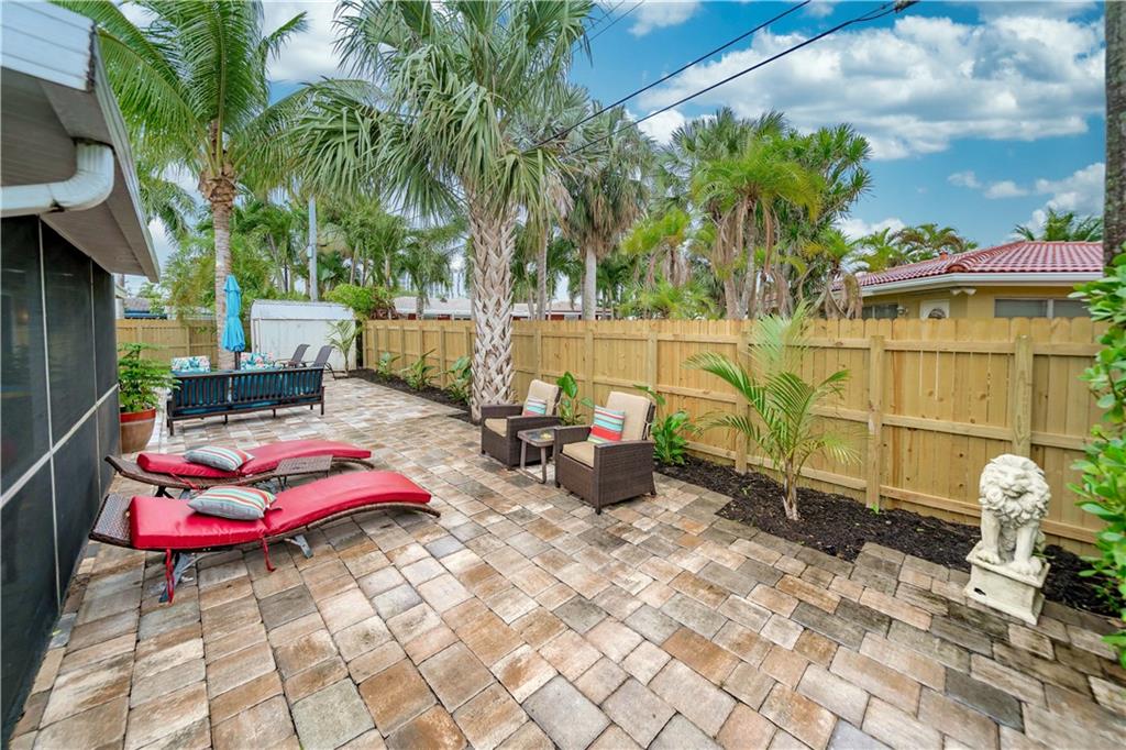 1868 NE 33rd Ct, Oakland Park, FL 33306