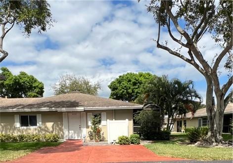 8797 Echo Ln D, Boca Raton, FL 33496