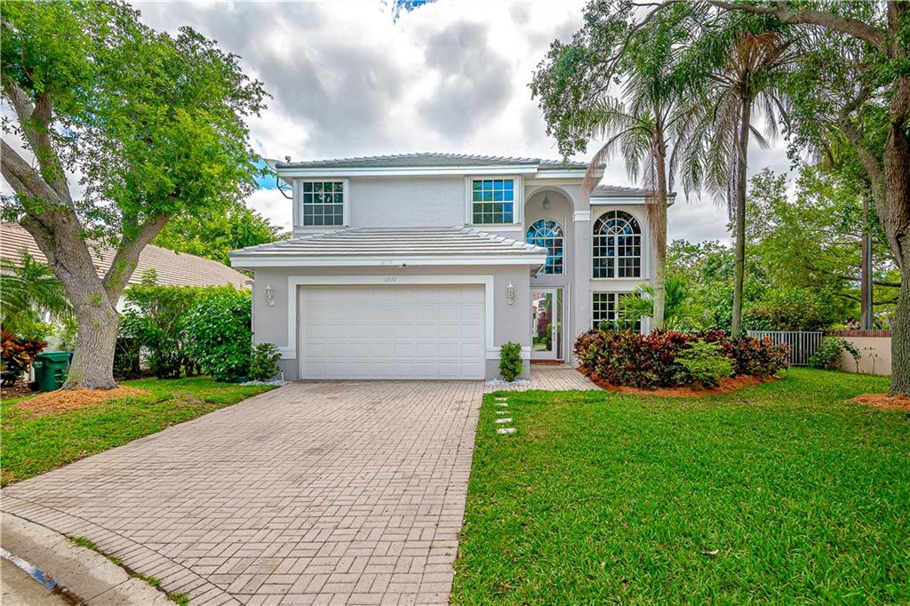 12172 Glenmore Dr, Coral Springs, FL 33071