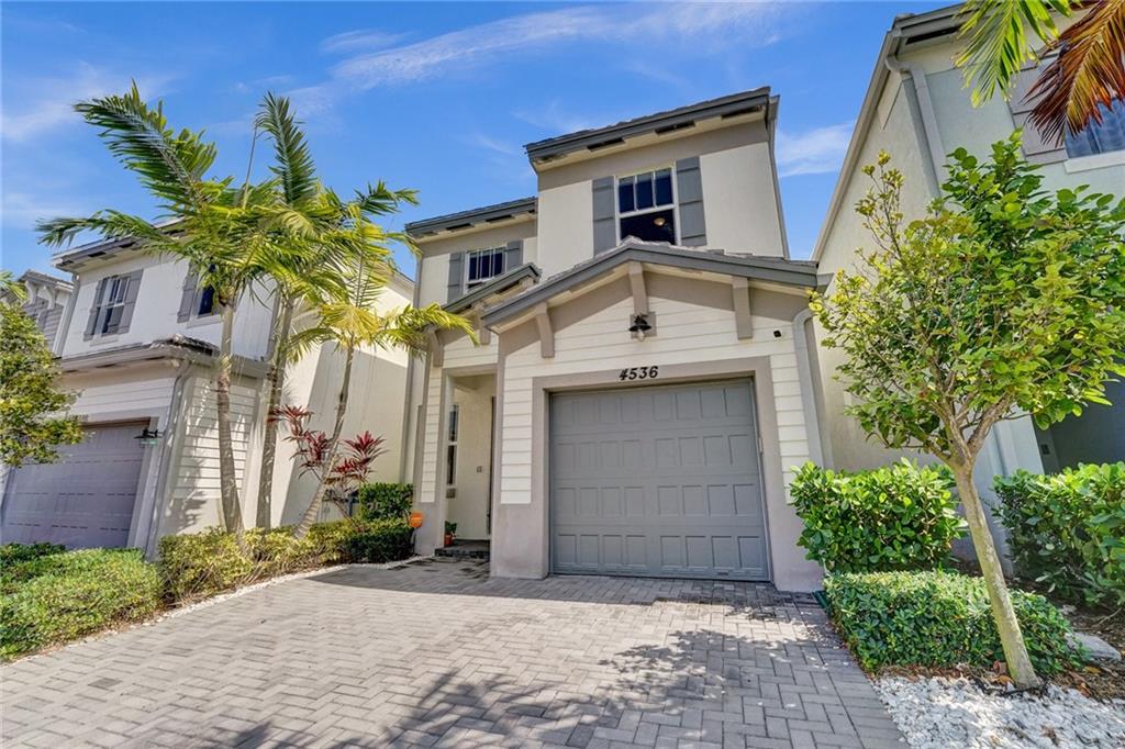 4536 NW 48th Ter, Tamarac, FL 33319