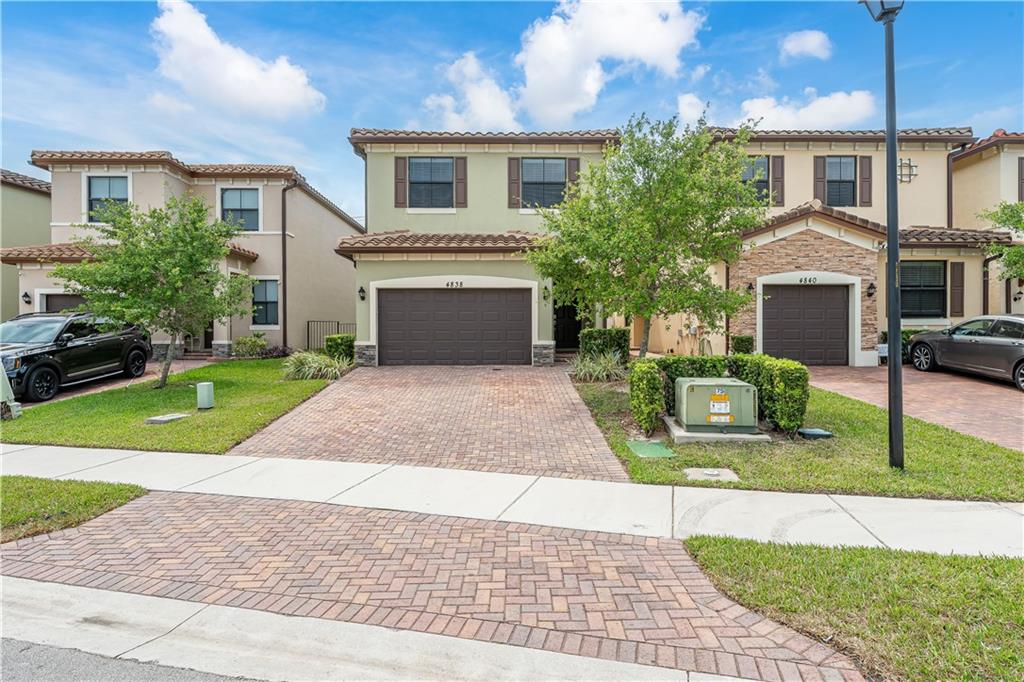 4838 NW 56th Ct, Tamarac, FL 33319