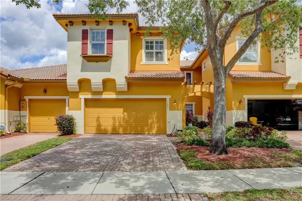 11951 NW 57TH MNR, Coral Springs, FL 33076