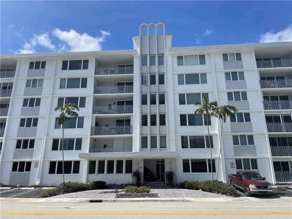 711 N Birch Rd 302, Fort Lauderdale, FL 33304