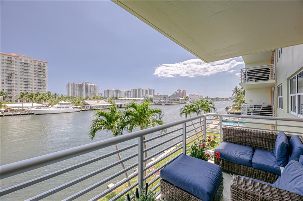 2900 NE 30th St 3K, Fort Lauderdale, FL 33306