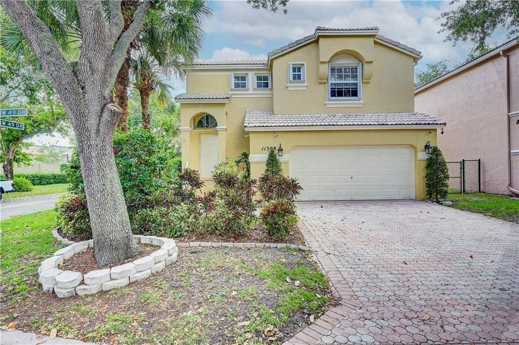 11308 NW 49th Dr, Coral Springs, FL 33076