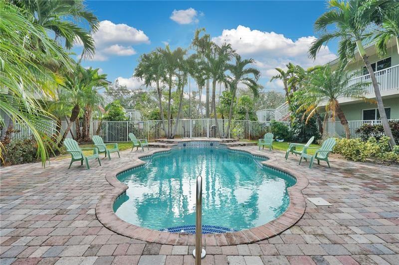 Nice and cozy 2 bedroom 1 bath condo in a secure pool complex just seconds from shopping, and Wilton Manors center. Minutes drive to the beach and downtown Fort Lauderdale. Laundry room is on site. Pets are allowed. Great opportunity for a private buyer or investment.