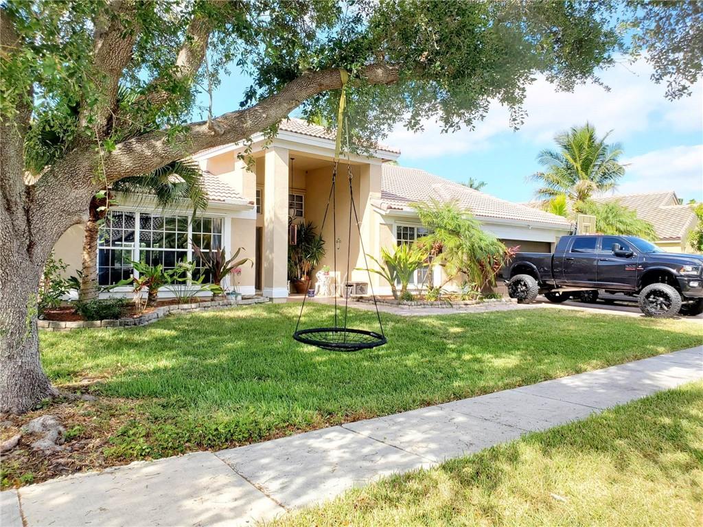 19305 NW 12th St, Pembroke Pines, FL 33029