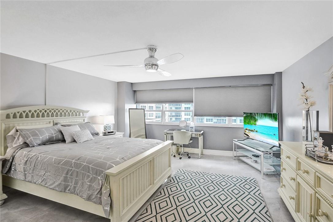 3430 Galt Ocean Dr 804