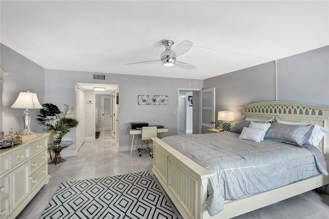 3430 Galt Ocean Dr 804