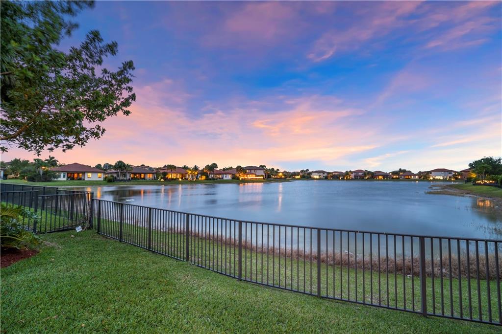 8093 NW 112th Ter, Parkland, FL 33076