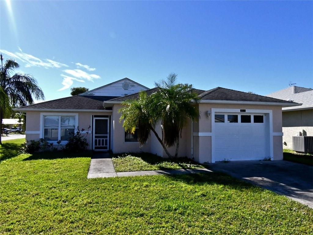 14151 Cisne Cir, Fort Pierce, FL 