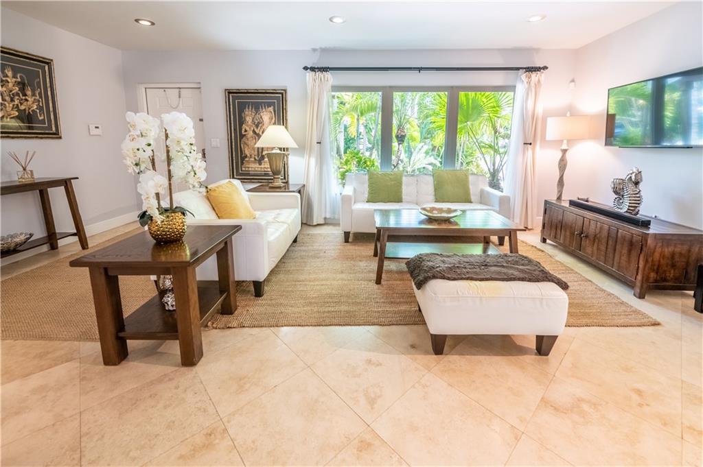 2809 NE 16th Ter, Wilton Manors, FL 33334
