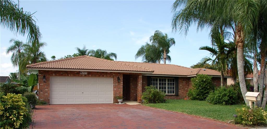 9077 NW 25th Ct, Coral Springs, FL 33065