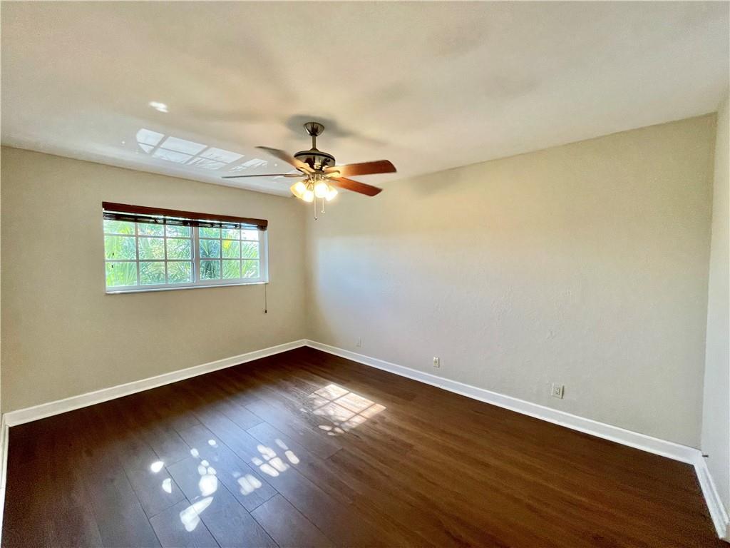 3000 NE 5th Ter 302A