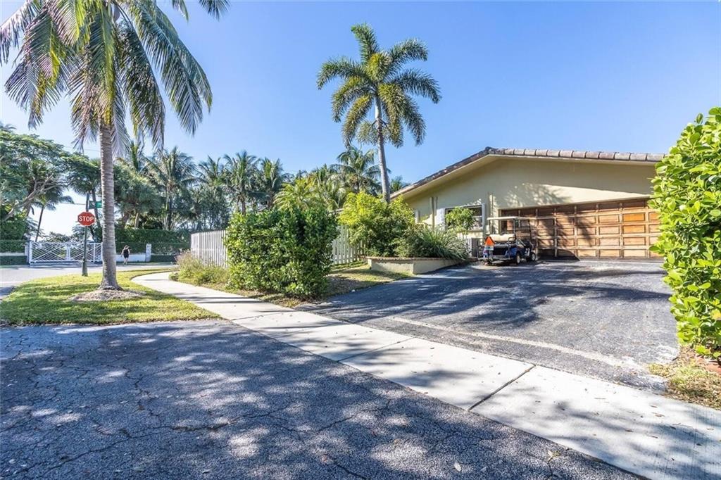 2317 Inlet Dr, Fort Lauderdale, FL 33316