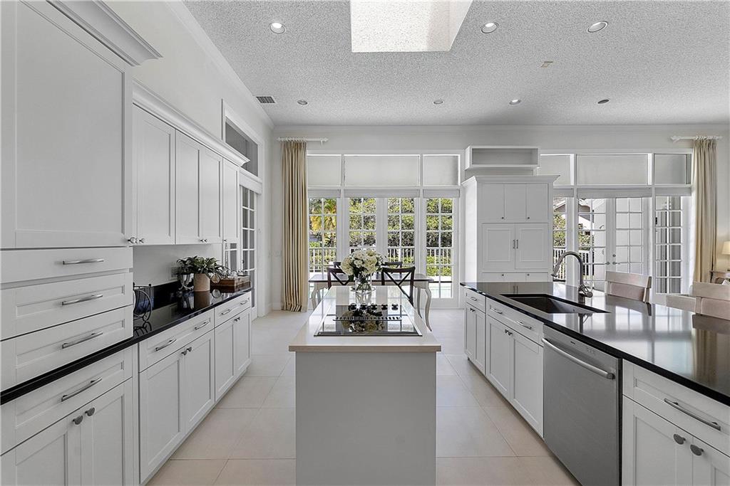1901 Preston Trl, Coral Springs, FL 33071