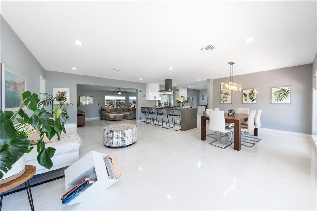 5851 NE 14th Ter, Fort Lauderdale, FL 33334