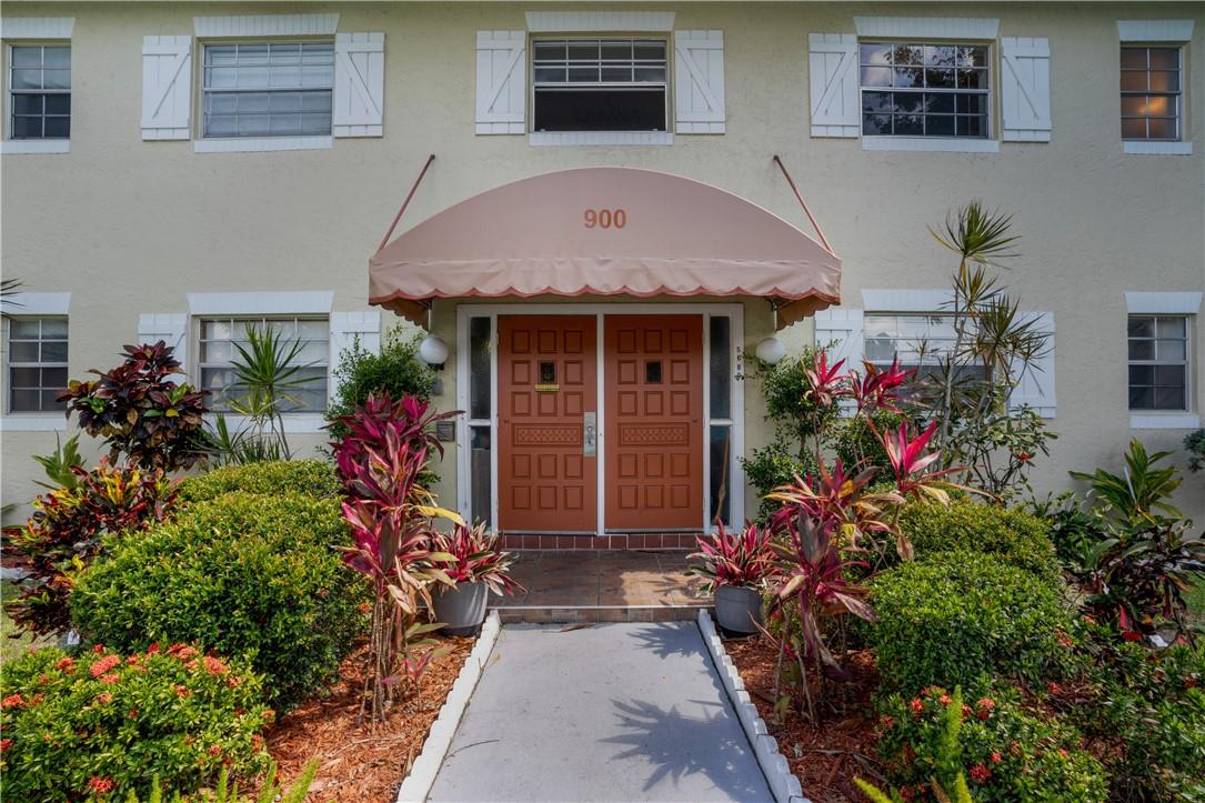 5680 SW 3rd Pl 201, Margate, FL 33068