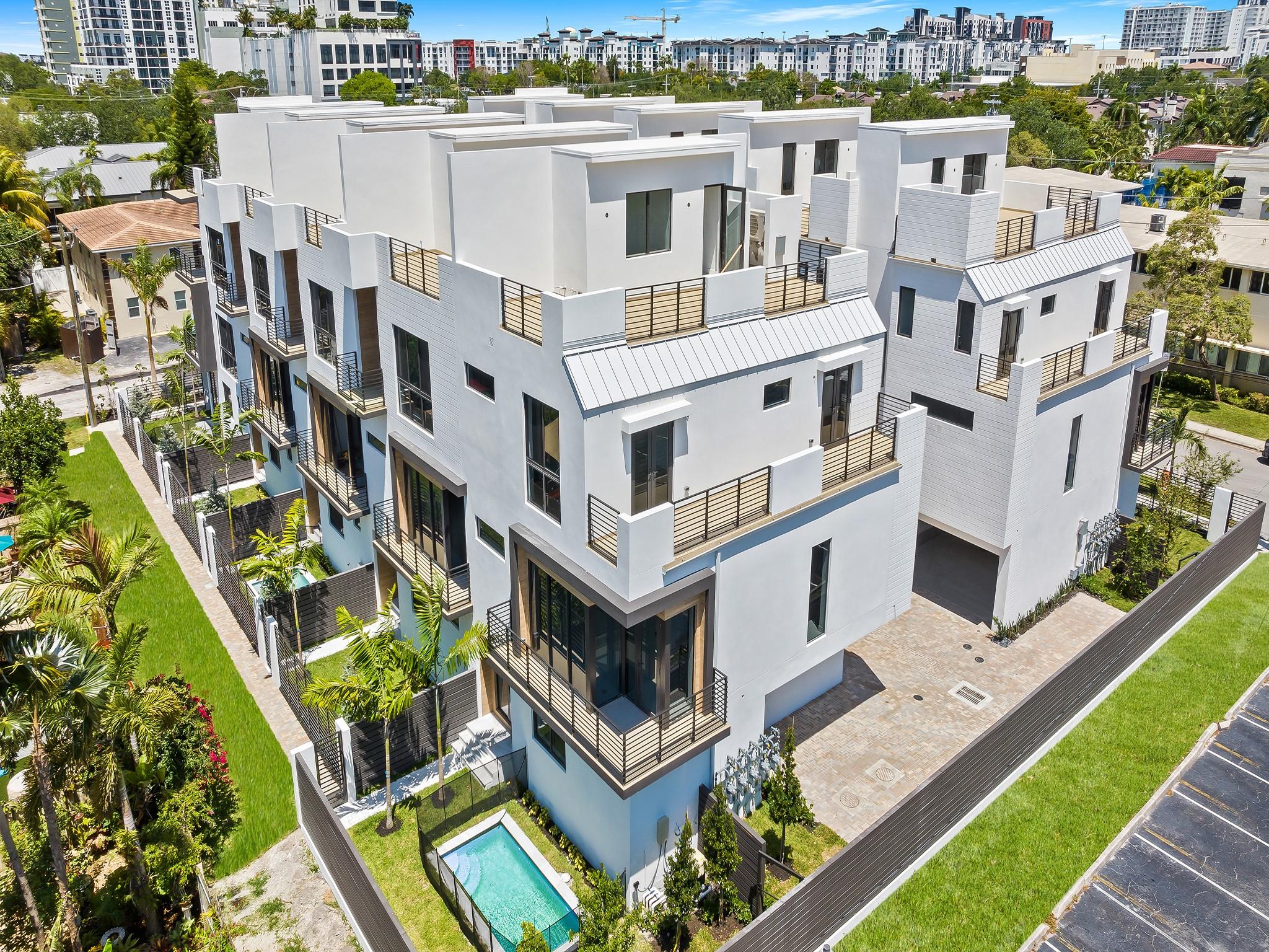 816 NE 2nd Street, Fort Lauderdale, FL 33301